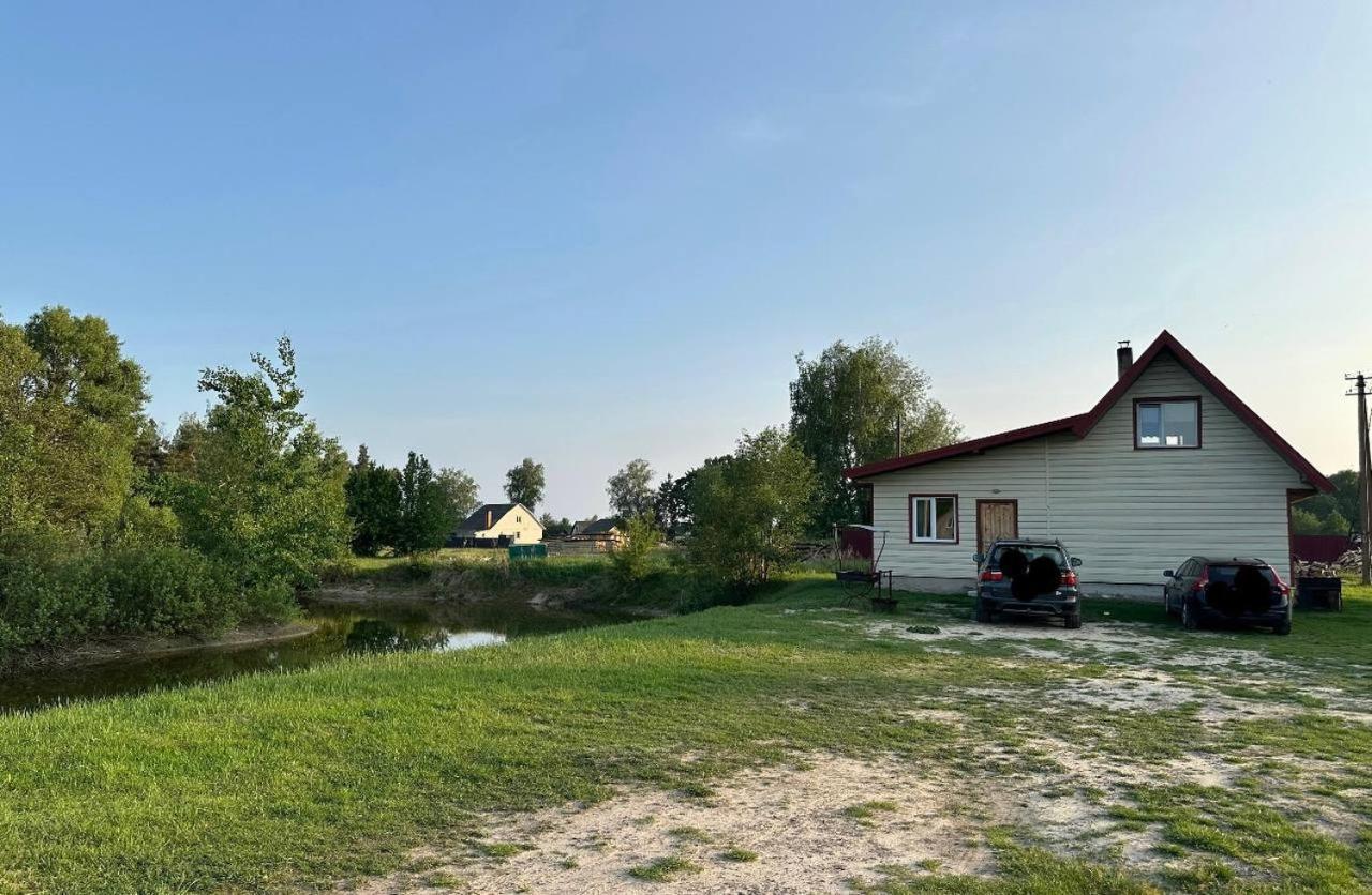 斯维季亚济Лукі别墅 外观 照片